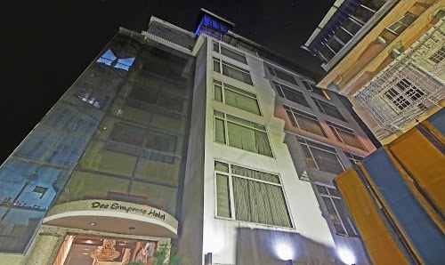 Dee Empresa Hotel