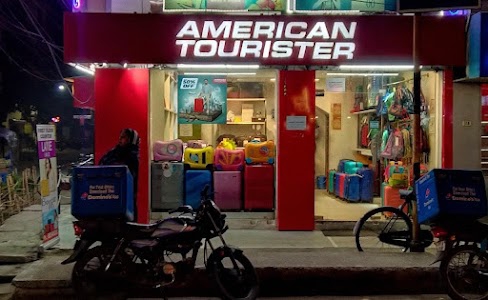 AMERICAN TOURISTER EXCLUSIVE SHOWROOM