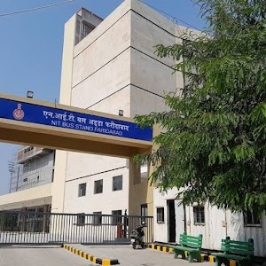 Bus stand NIT