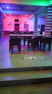 Rajhans Nonveg Hotel