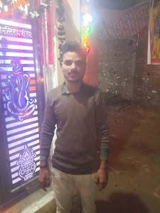 Mumbai fast food center