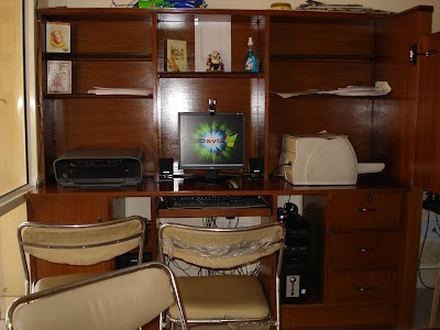 David Internet Cafe