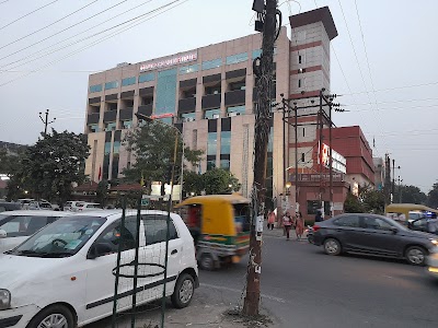 Metro Hospital & Heart Institute