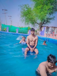 Swimming Pool, Mahua