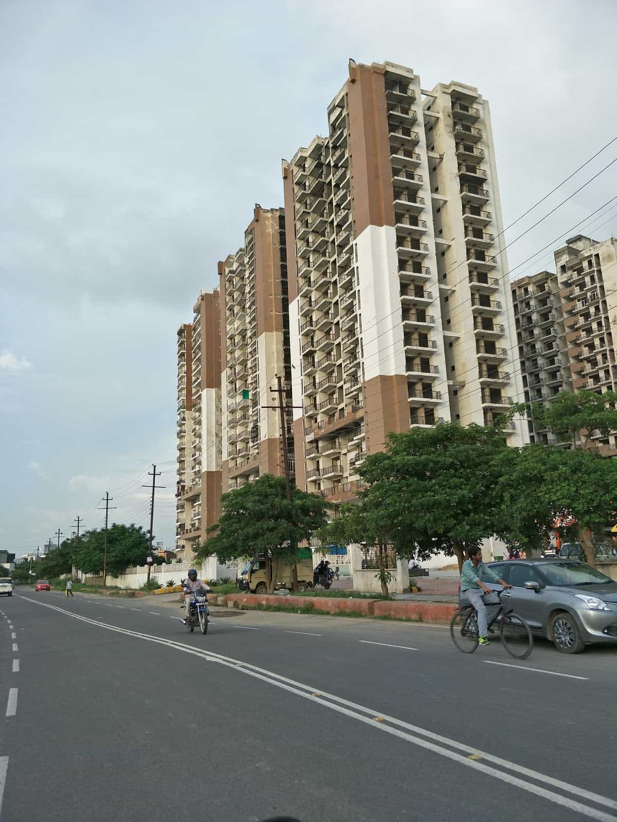 Gardenia Glory, Sector 46