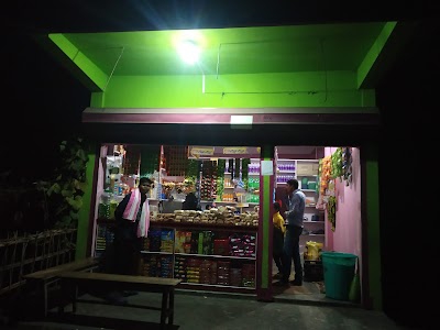 Halim's Grocery shop Biskut