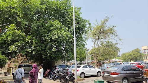 Dakshineswar Temple Complex Car Parking 2