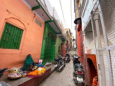 Experience Varanasi Tours