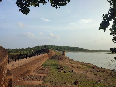 Deras Dam