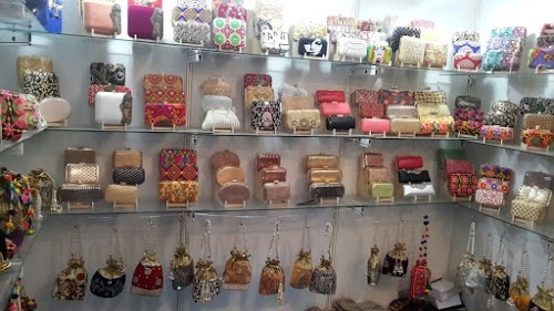 PammiRaj Collection (Handicrafts & Jewelry)