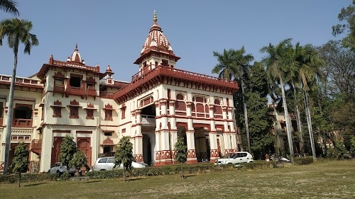 Old CHC Building, Faculty Of Arts, Banaras Hindu University