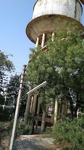 Yellow Water Tank (Peelī Pānī Ki Tankī