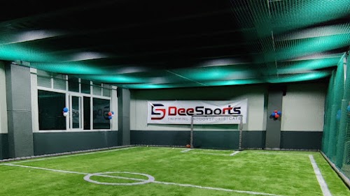 DEE SPORTS