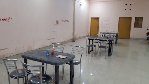 Chaudhary Hotel And Guest House