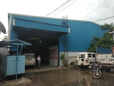 Mahindra Servicing Centre