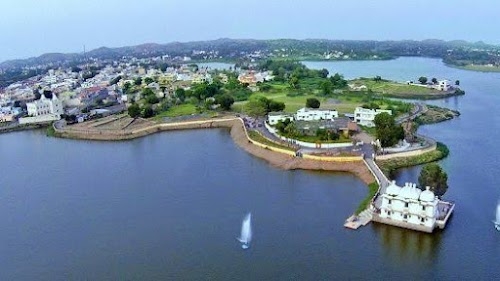 Badal Mahal