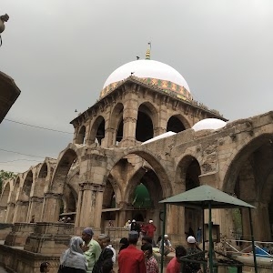 Bibi Talav