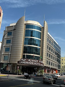 Landmark Riqqa Hotel