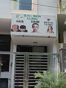 Opposite Main Park