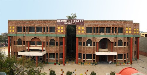 Blooming Dales School