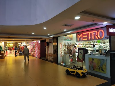Metro Shoes