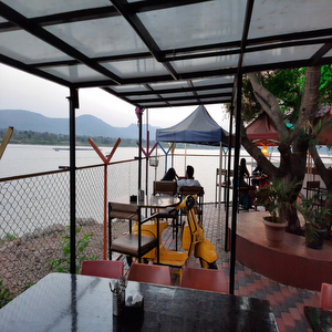 K Rocks Resort and Restaurant