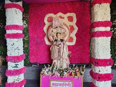 श्री राधा बल्लभ मंदिर कारस