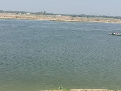 Yamuna Nadi Jane ka Road