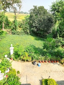 Md Huzaifa