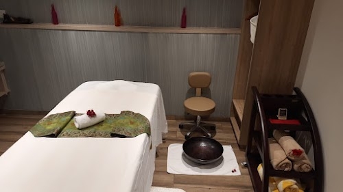 Spa & Salon