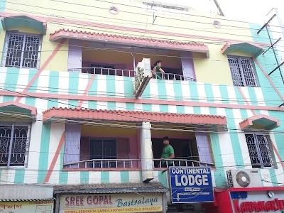 OYO 22232 Hotel Continental & Lodge