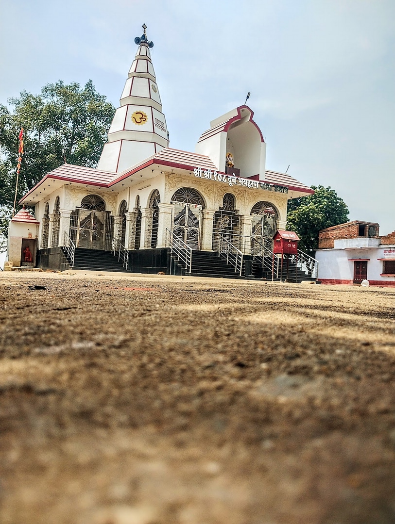 Dubey Baba Mandir
