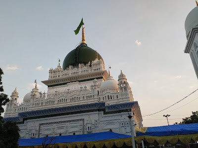 Dewa mela