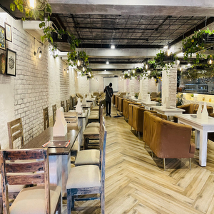 Brewerz Cafe -a multi cuisine restaurant