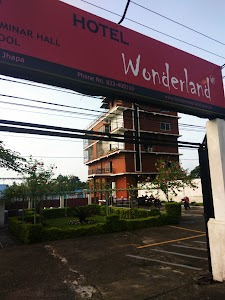 Hotel Wonderland