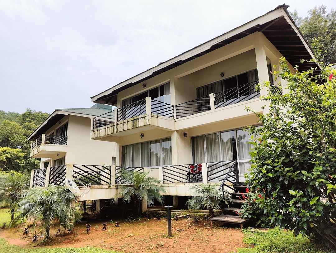 Orchid Lake Resort
