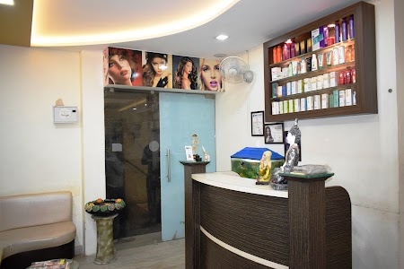 Eve's Salon - beauty salon in Agra