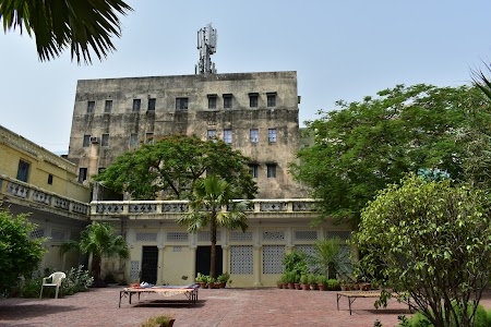 Musafir Khana