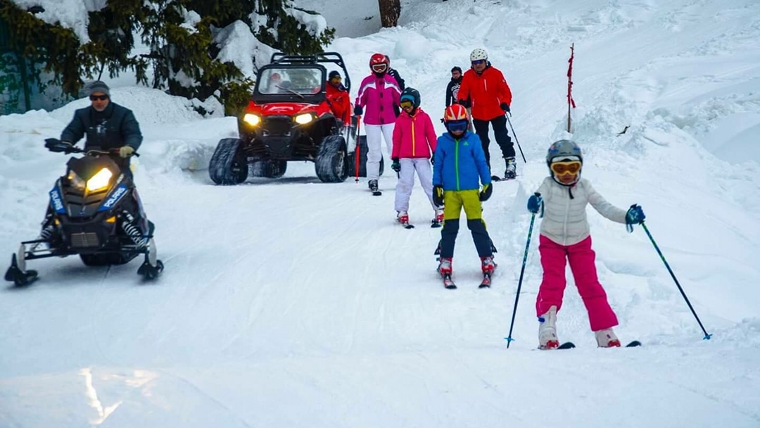 Kashmir Ski & Snowboarding School