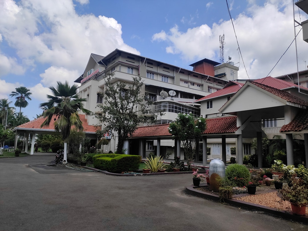 Indo American Hospital
