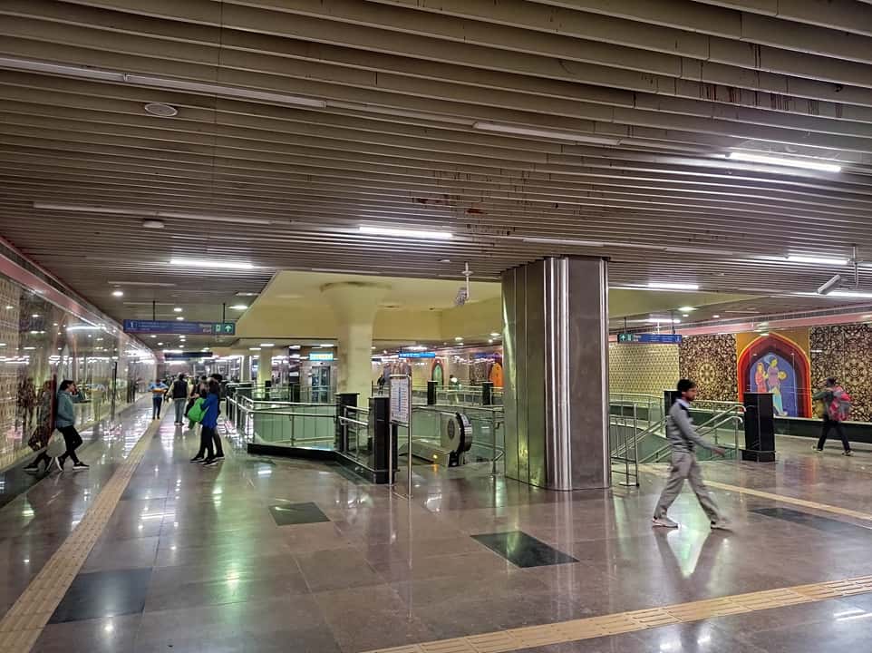 Nizamuddin Metro Station (Pink Line)