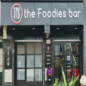 The Foodies Bar