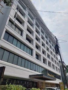 The Avenue Regent