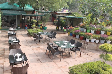 Eatery Royale