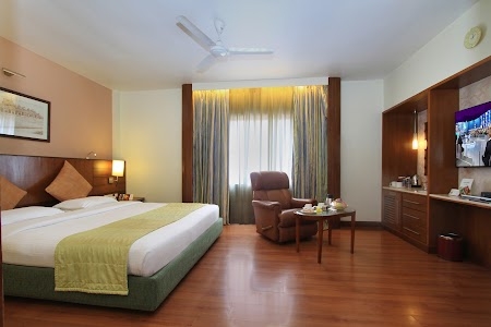 Nandhana Grand Hotel