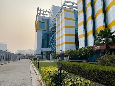 Express Trade Towers 2
