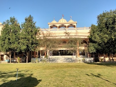 Swaminarayan Mandir(narnarayan dev gadi)