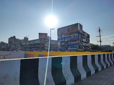 MODHERA CROSS ROAD GSRTC PICKUP STAND