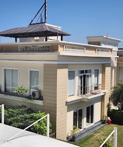 Aster Plaza