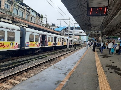 Virar railway station east